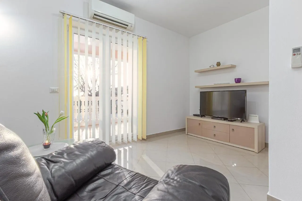 Ferienwohnung Koraca B4 Kirmenjak 0*,  Kroatien